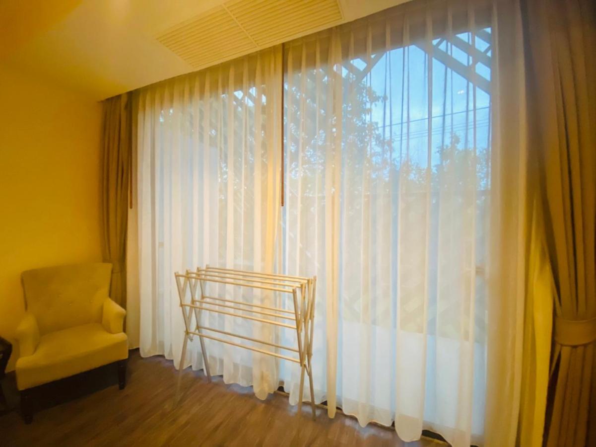 Rimkhobfa Urban Resort Samut Prakan Luaran gambar